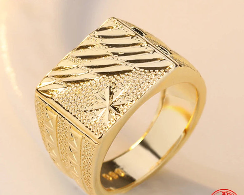Ring Classic Gold Wedding