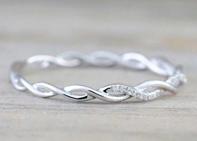Ring Twisted Band