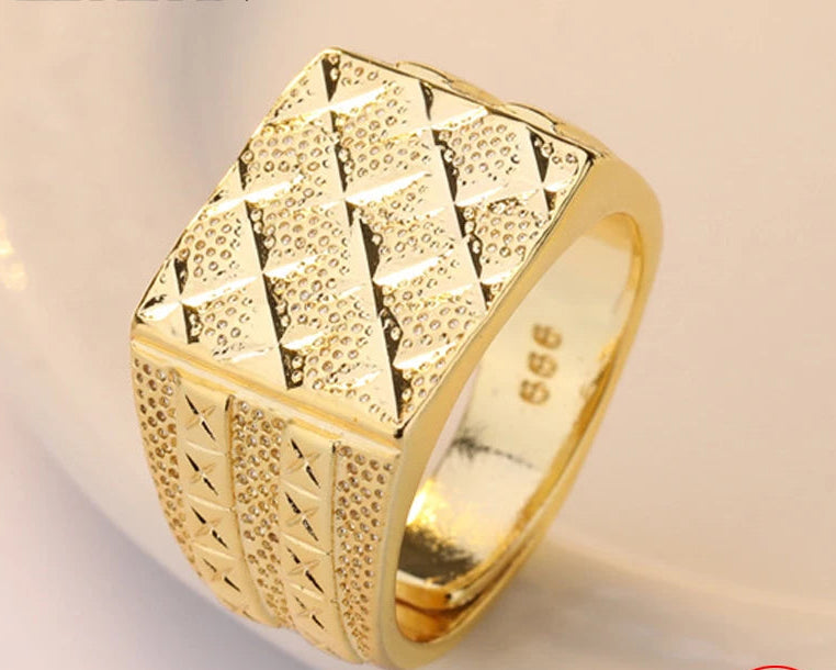 Ring Classic Gold Wedding