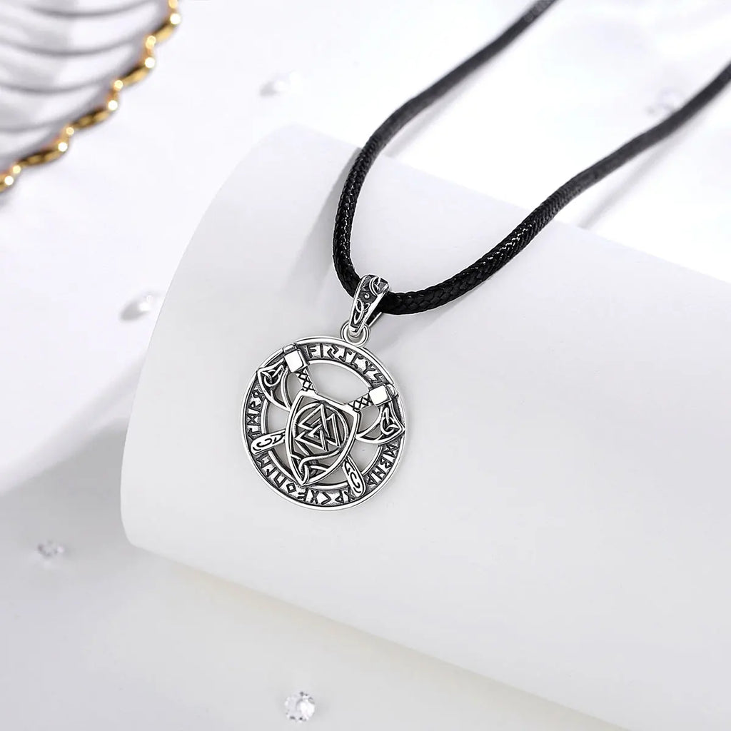 Necklace Viking Pattern Knot Pendant
