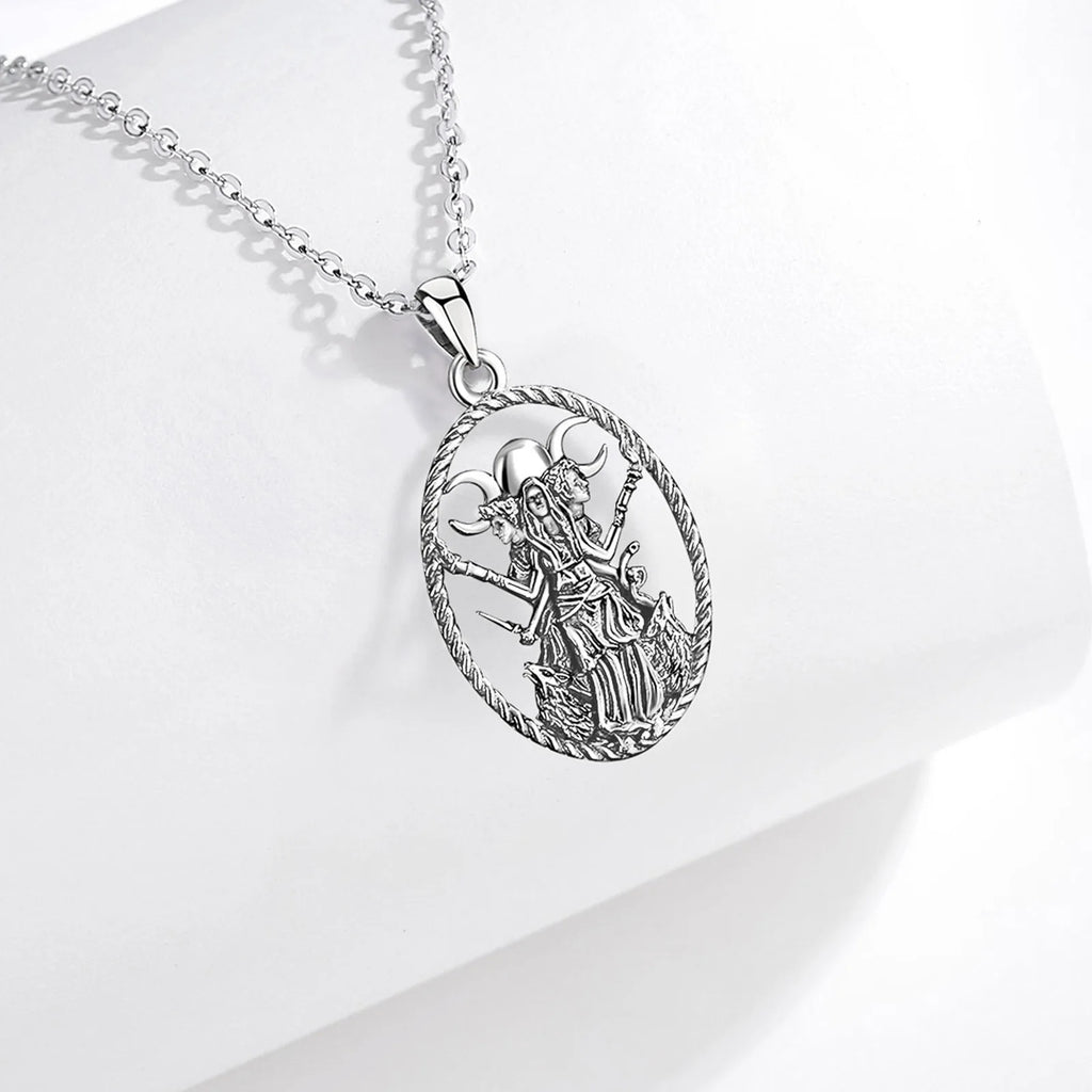 Necklec Lunar Goddess Vintage