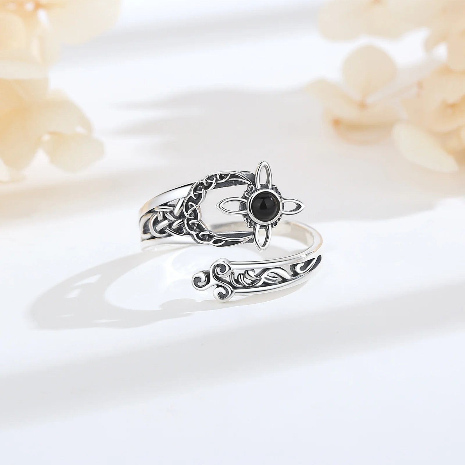 Ring Obsidian Witch's Knot