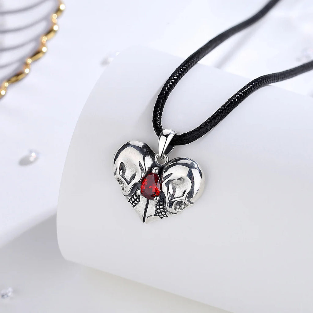 Necklace Gothic Heart Skull