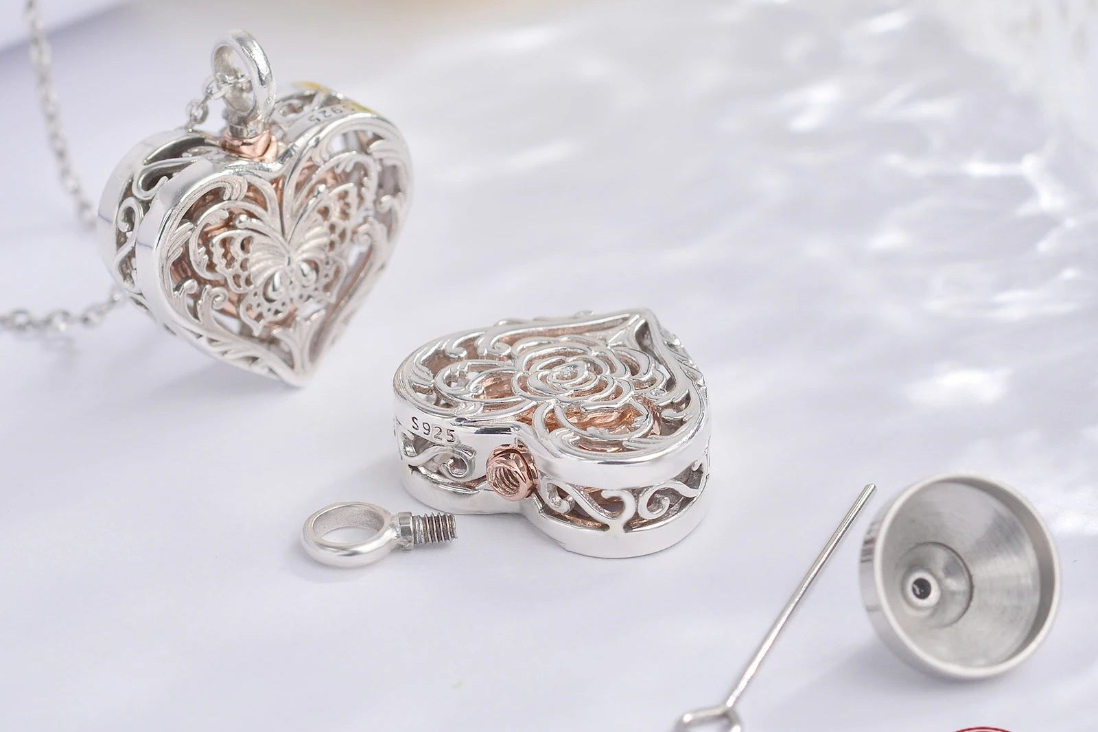 Necklace Eterna Rose Butterfly Memorial