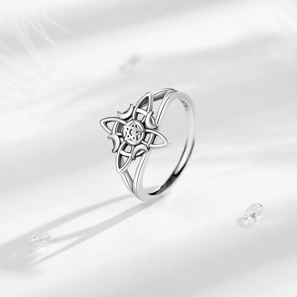 Ring Celtic Witch Knot